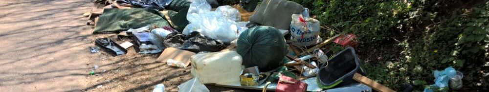 flytipping photographed by Thames Valley Police