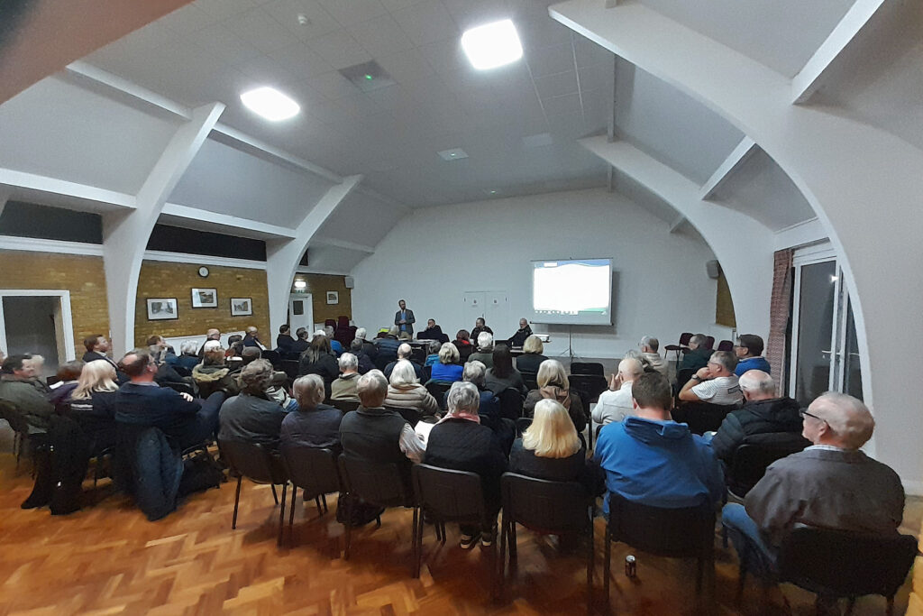 Residents attending meeting on Community Speedwatch in Great Missenden Memorial Hall
